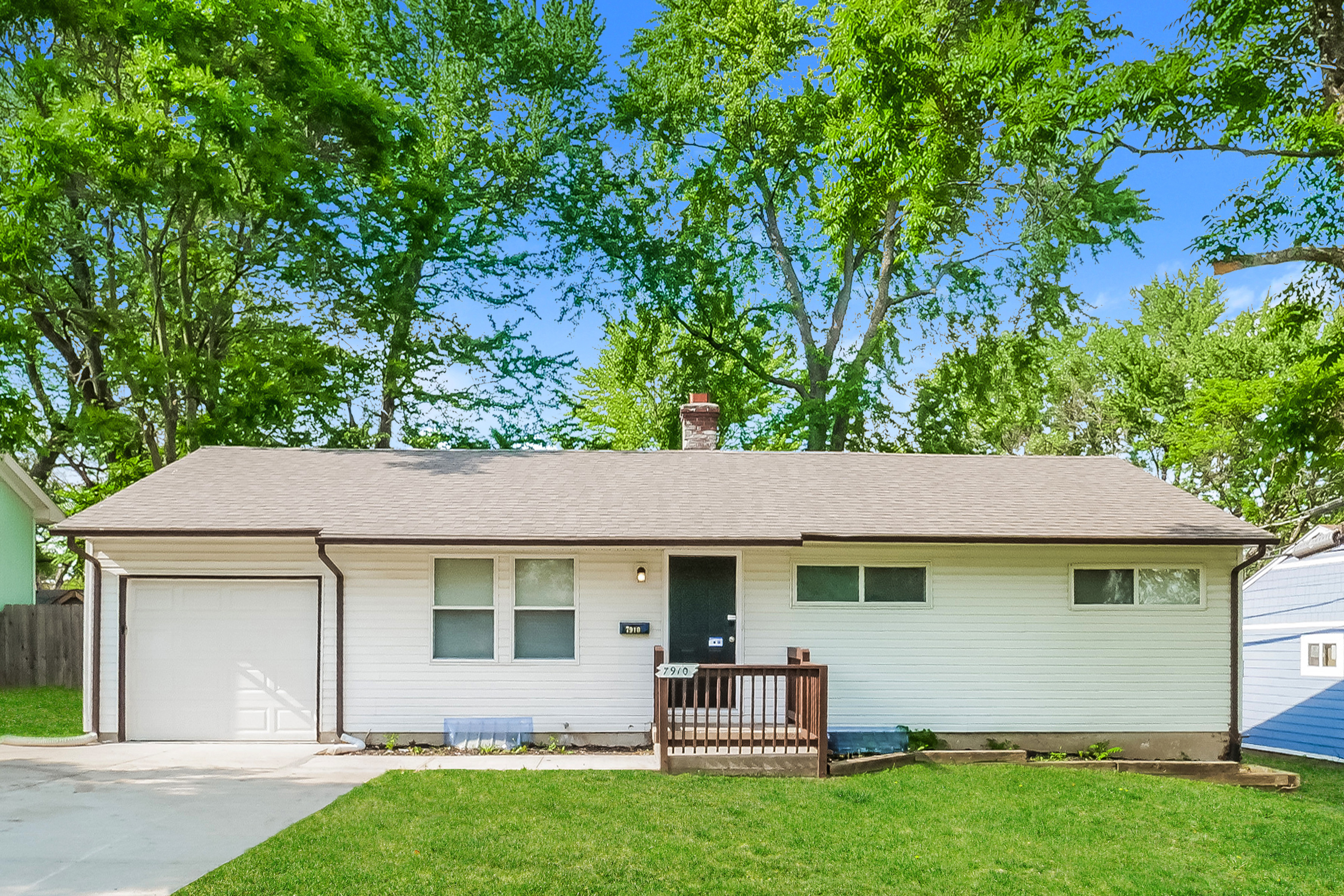 7910 Longview Rd Kansas City, MO 64134